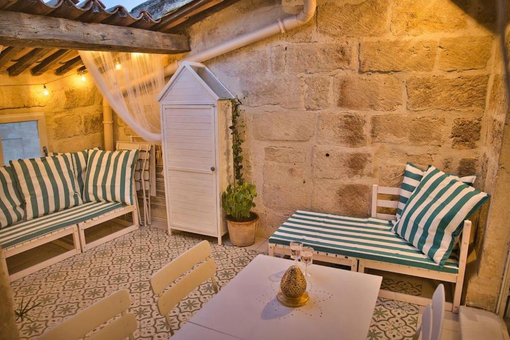 Uzès Appartement-Terrasse Centre Historique מראה חיצוני תמונה